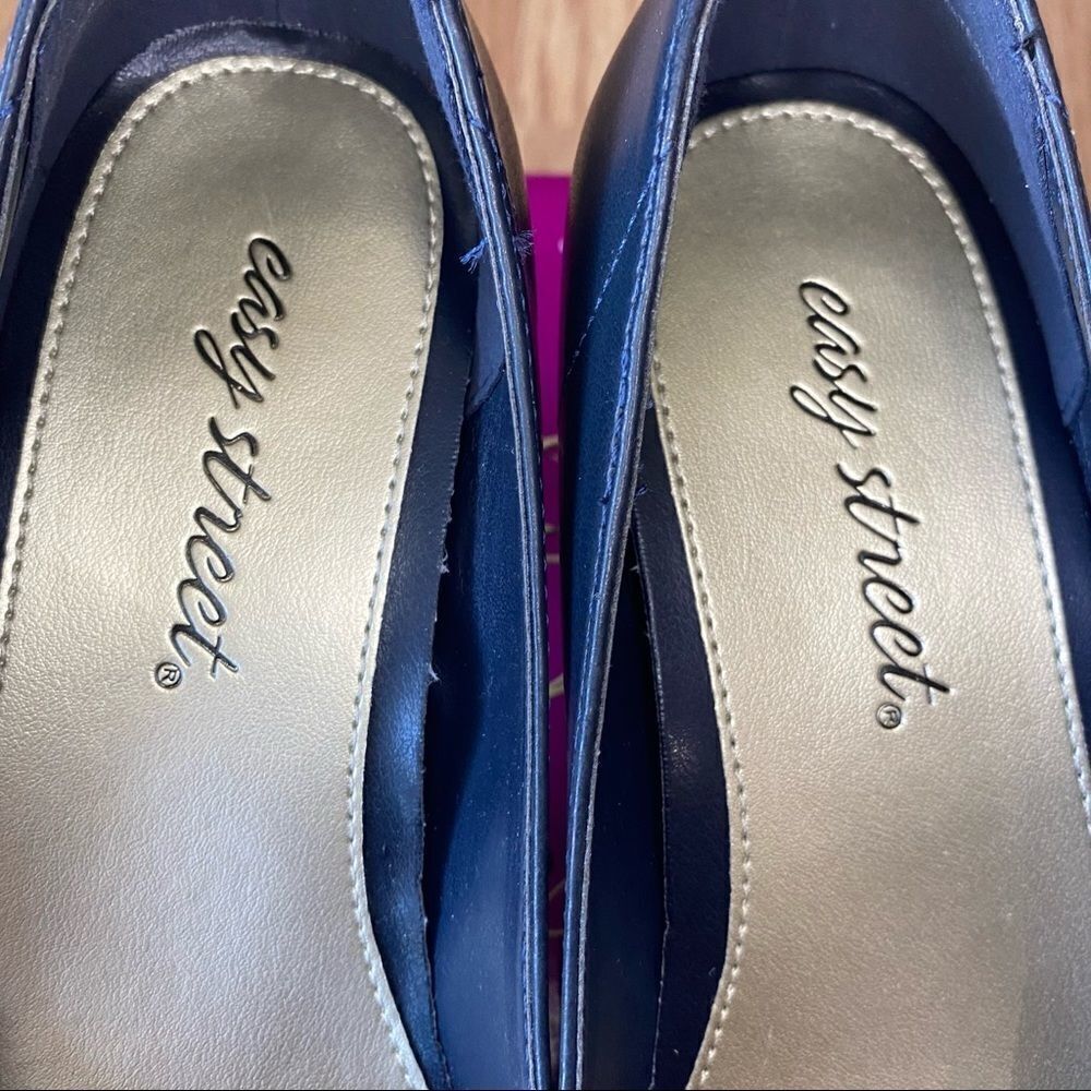 Easy Street Navy Chiffon Pumps 2" Heel Size 7 - Picture 5 of 13